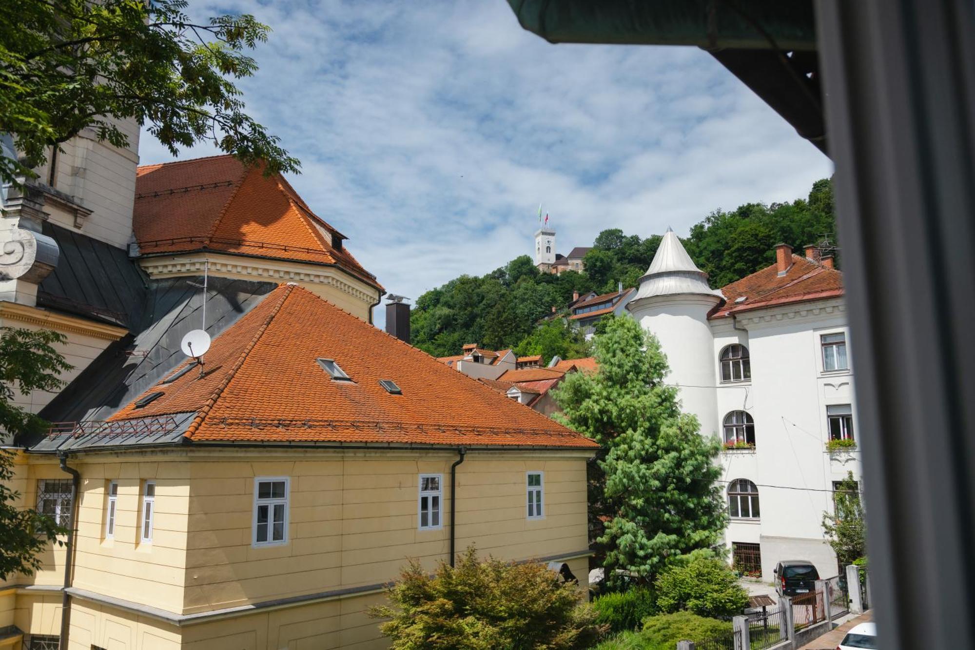 Bridge Apartments Любляна Екстер'єр фото